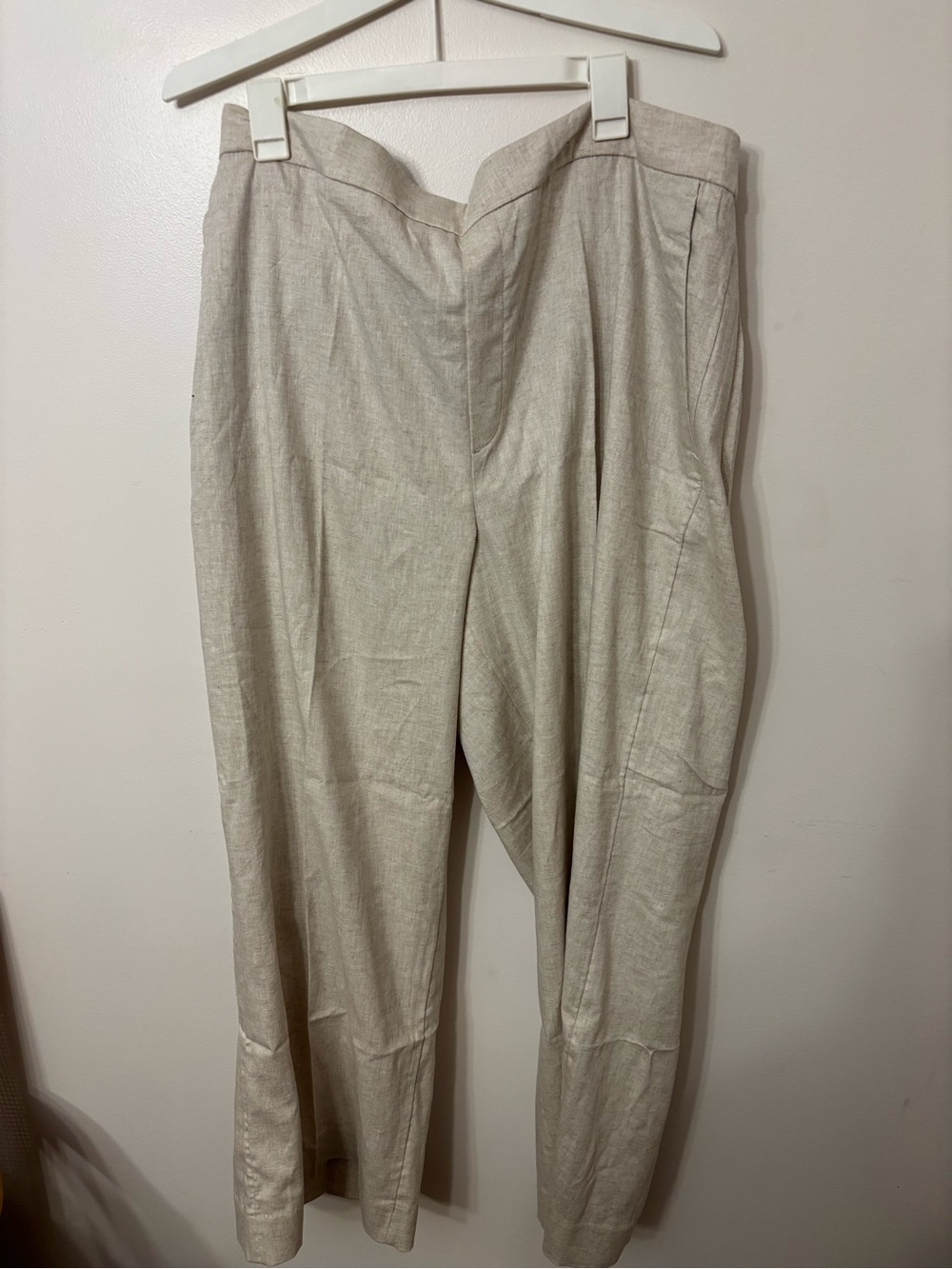 Banana Republic Light Beige Linen-Blend Chinos